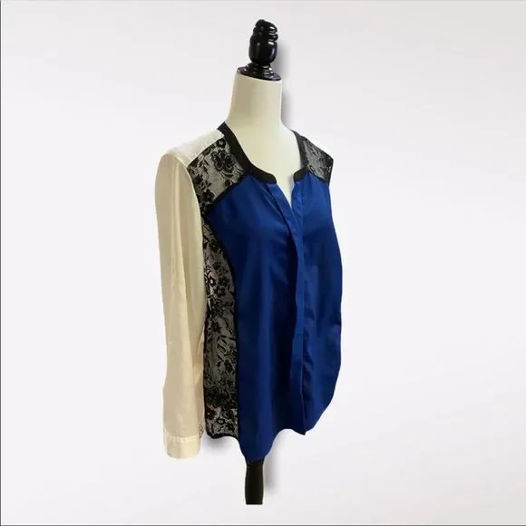 RICKI'S | Women's Blue and Lace Long Sleeve Blouse - Picture 2 of 4